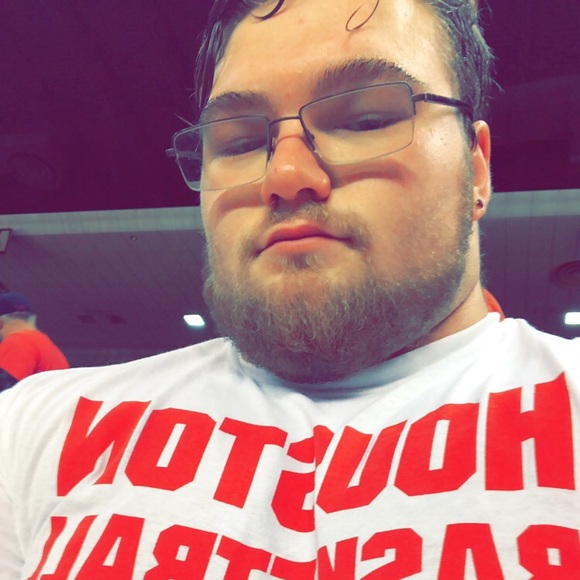 Meet your Posher, Travis - Picture 1 of 1